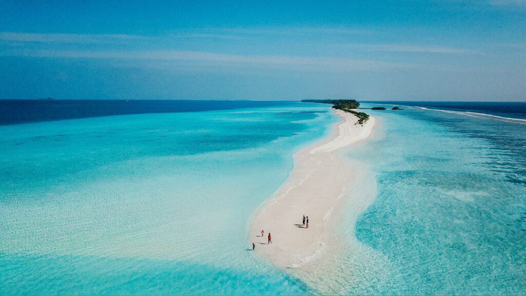 Dhigurah Island Thundi